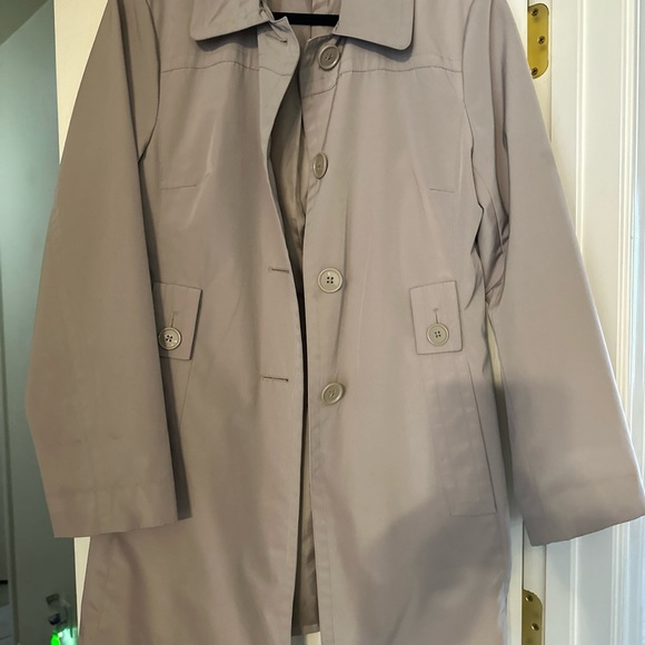 London fog trench coat - Picture 3 of 3
